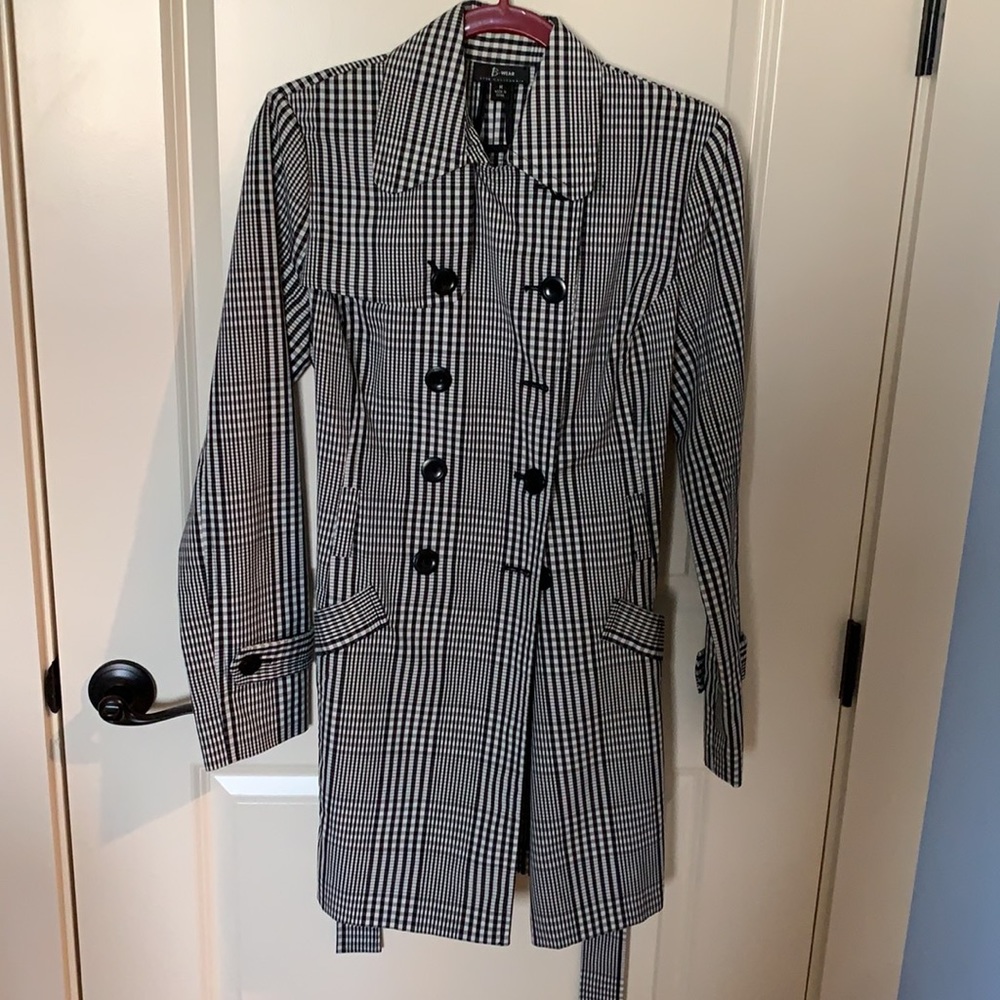 Black and White trench Coat (size M)